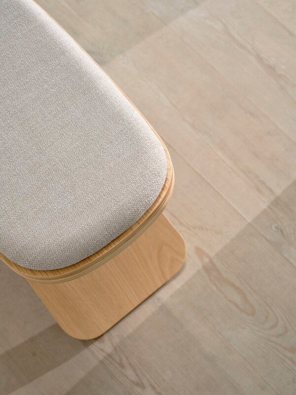 Gejst Luno stool, oak - beige, decoration image