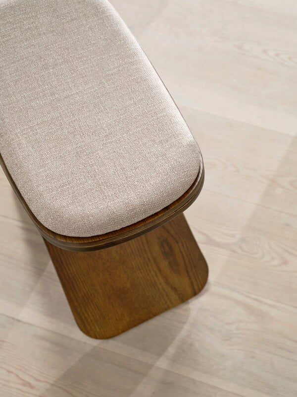 Gejst Luno stool, dark oak - dark beige, decoration image