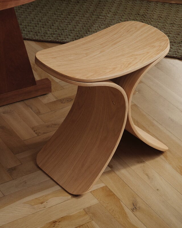 Gejst Luno stool, oak, decoration image