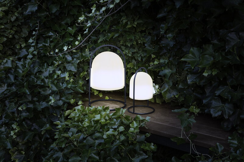 Lanterna Decorativa In Metallo Nero 24cm Per Esterni – Giardino, Balcone, Terrazza – Con Pannelli In Vetro