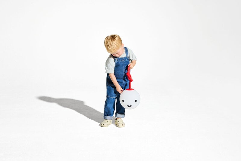Fatboy Bolleke x Miffy tragbare Lampe, rot, dekorationsbild