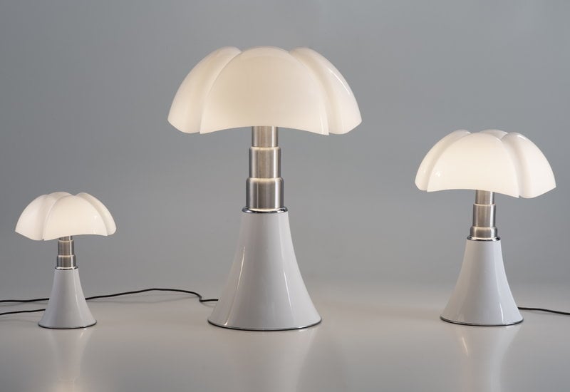 Lampe de table Pipistrello / H 66 à 86 cm - Gae Aulenti, 1965 - Martinelli  Luce