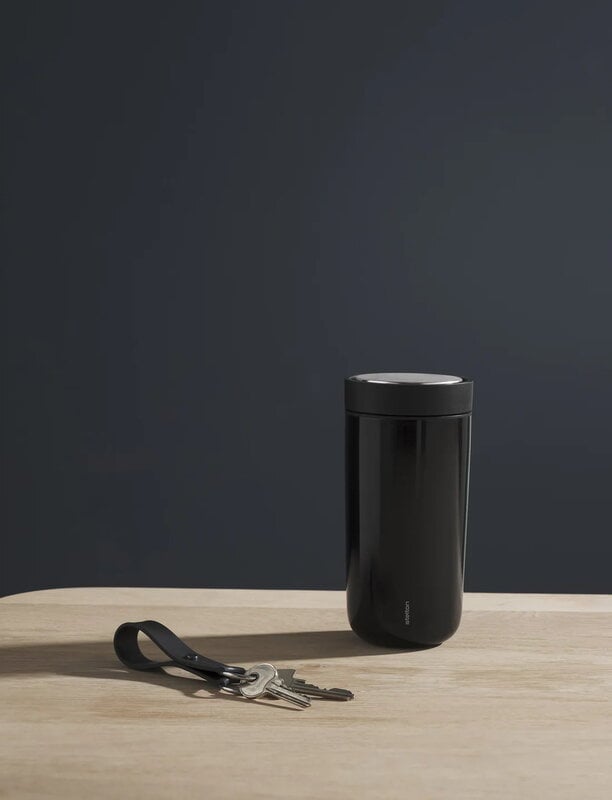 Stelton To Go Click Thermobecher, 0,4 l, soft black, dekorationsbild