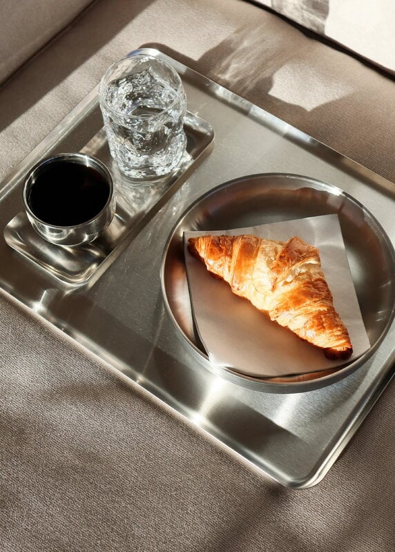 Nichba Espresso cup, 30 cl, polished stainless steel, decoration image