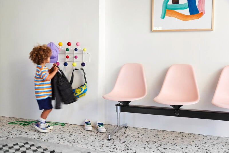 Vitra Hang It All coat rack, multicolor, decoration image