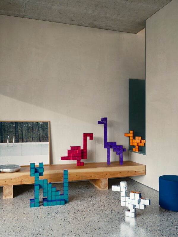 Vitra Panton Cubes Duck figurine, chrome, view 2