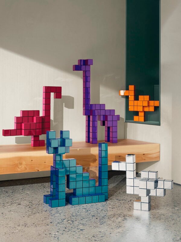 Vitra Panton Cubes Duck figurine, chrome, view 6