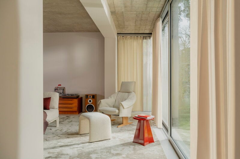 Vitra Bascule penkki, Iroko cream, näkymä 6