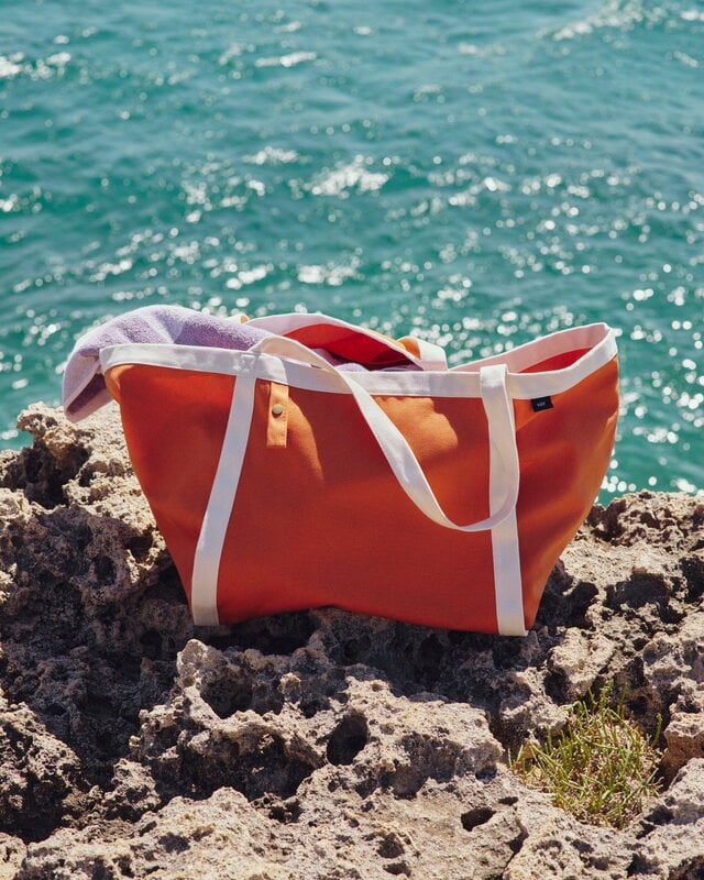 HAY Everyday sports bag, medium, burnt orange, view 2