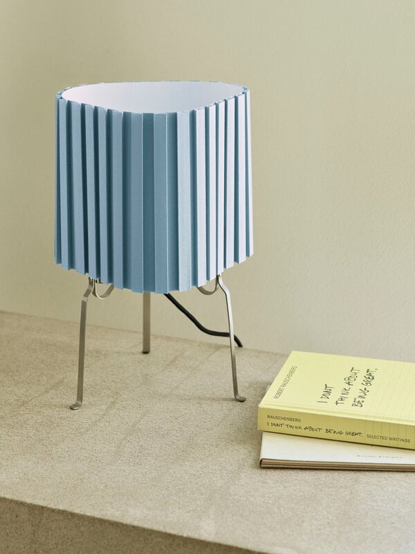 HAY Canelé pöytävalaisin, soft blue, näkymä 7