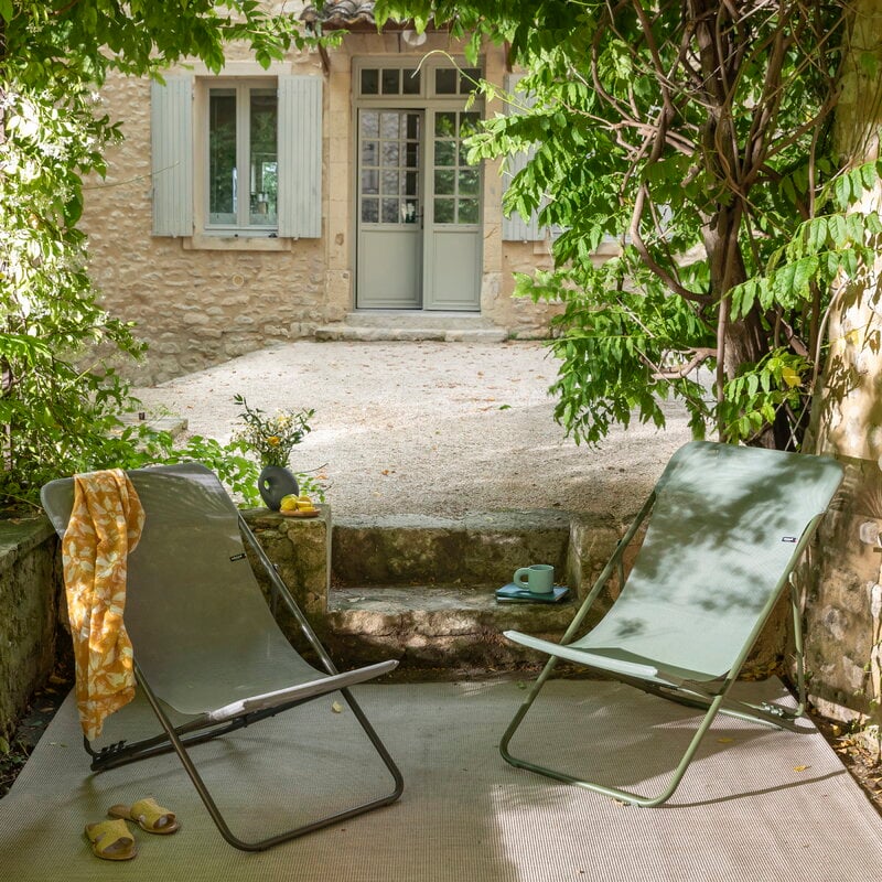 Lafuma Mobilier Maxi Transat deckchair, CB moss, decoration image