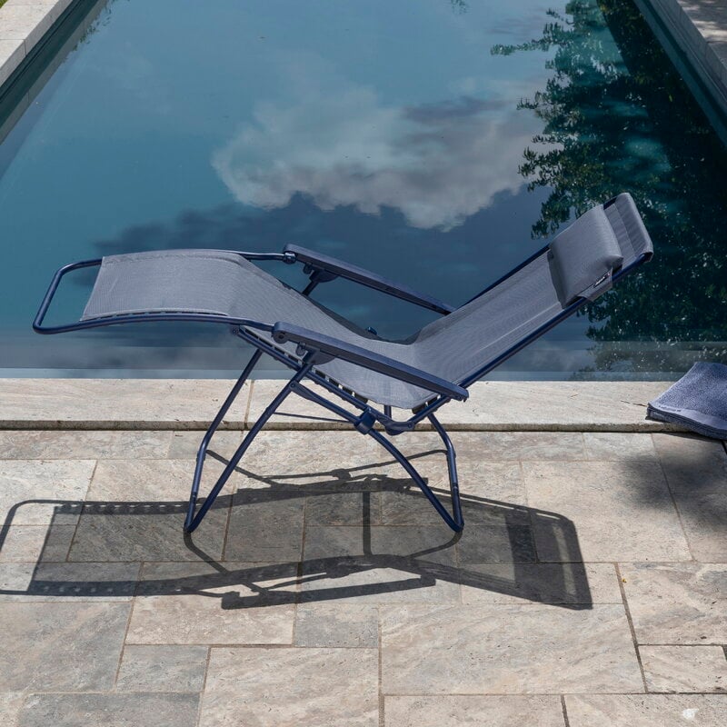 Lafuma Mobilier Zero Gravity reclining chair, CB indigo, decoration image