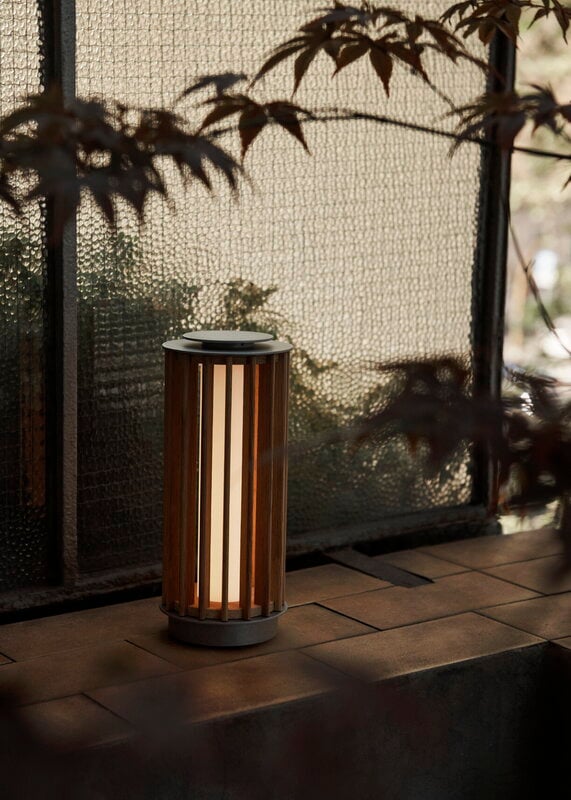 &Tradition Numbra TY3 portable lamp, tumbled aluminium - lacquered oak, view 5