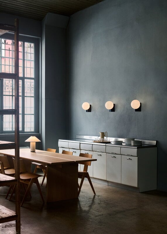 &Tradition Ita OS2 dining table, 260 x 95 cm, oak, decoration image