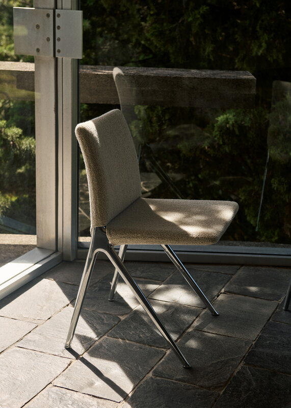 &Tradition Kape IF7 chaise, aluminium poli - Barnum 101, image décorative