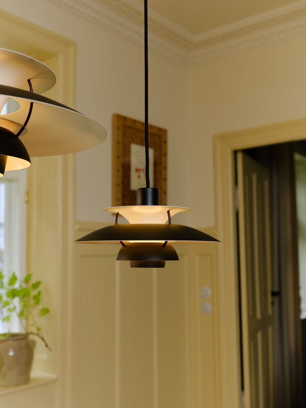 Louis Poulsen PH 5 Mini pendant, Black Edition 2025, decoration image