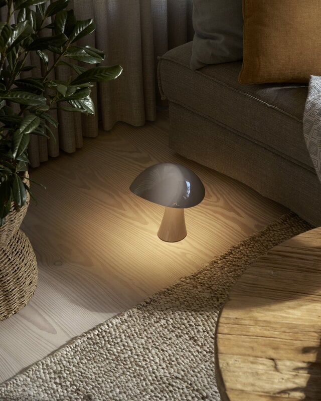 Louis Poulsen Rumee 220 portable table lamp, earth grey, decoration image