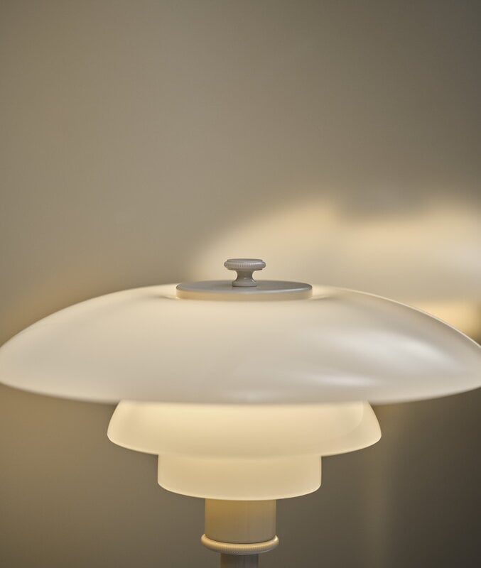 Louis Poulsen PH 2/1 pöytävalaisin, kiiltävä beige, näkymä 4