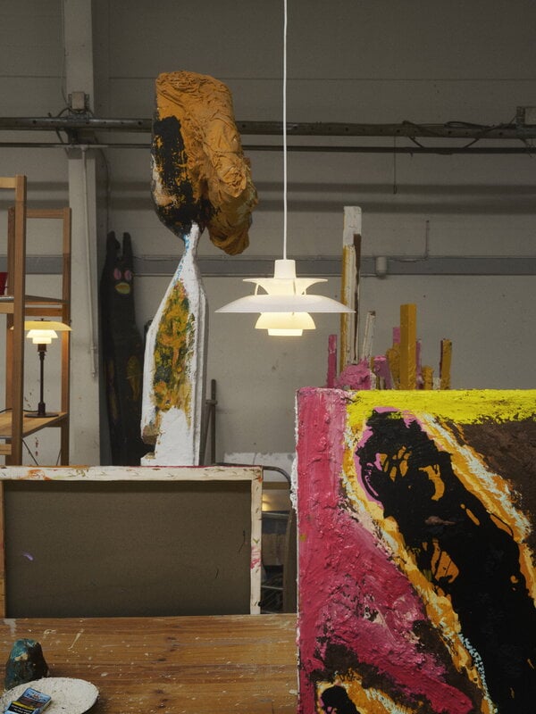 Louis Poulsen PH 5 320 Opal pendant, beige, view 6