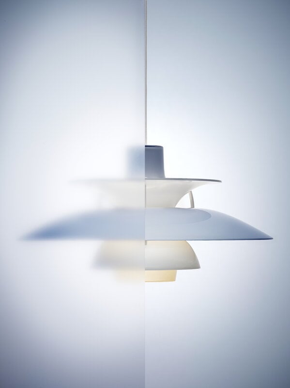 Louis Poulsen PH 5 320 Opal riippuvalaisin, pale blue, näkymä 2
