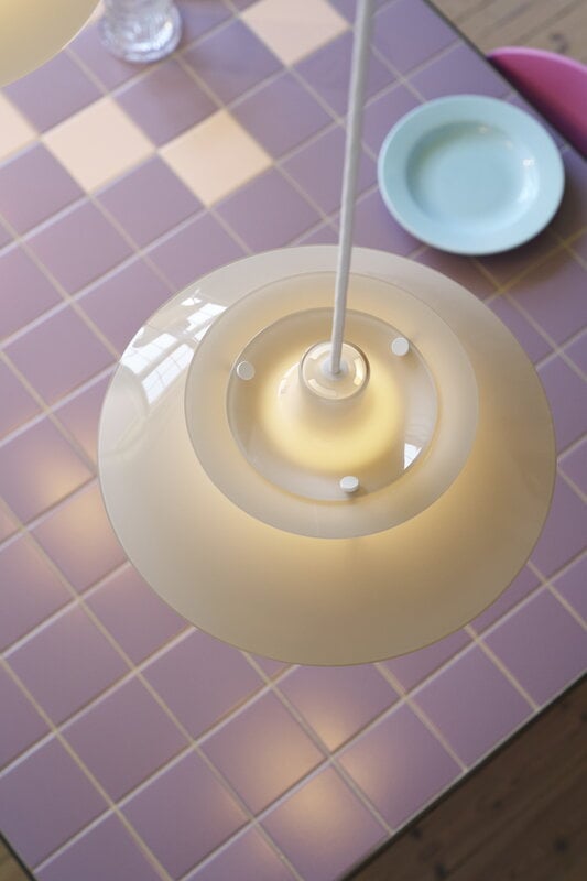Louis Poulsen PH 5 320 Opal pendant, beige, view 35
