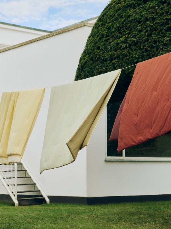 HAY Air quilt, 140 x 200 cm, iron red, decoration image