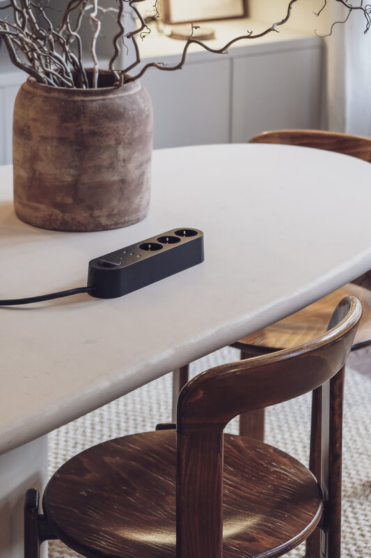 palett3 Alma power bar, midwinter black, decoration image