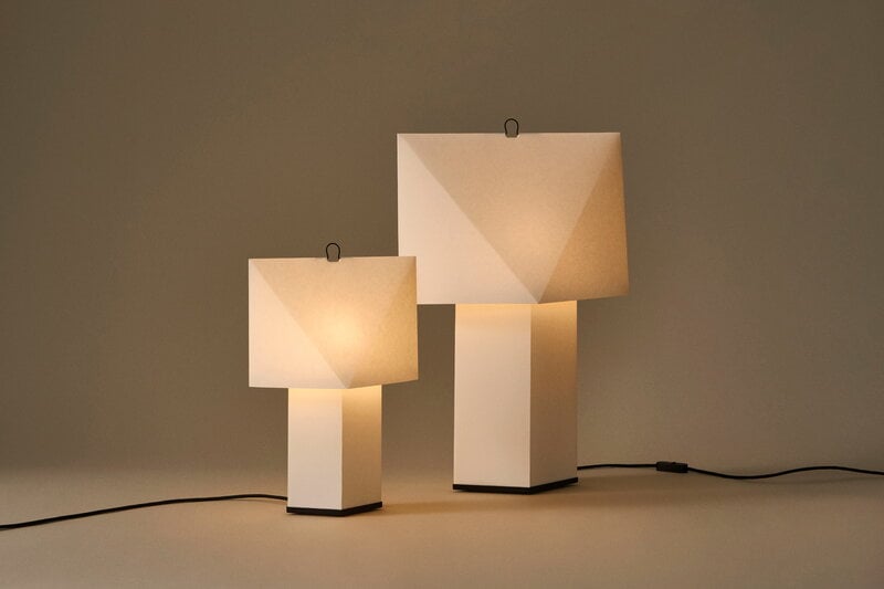 HAY Aplat table lamp, 660, white, decoration image