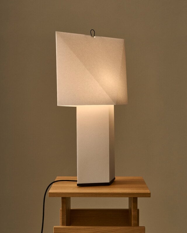 HAY Aplat table lamp, 660, white, decoration image