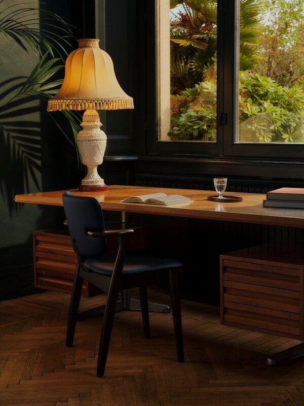 Artek Chaise Domus, noir teinté - Spectrum marine - Prestige noir, image décorative