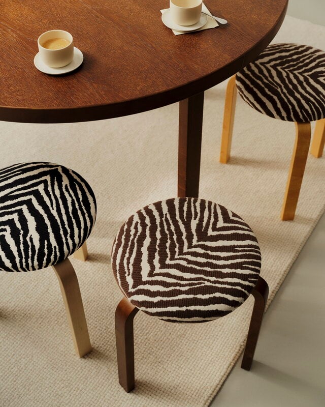 Artek Aalto stool 60, birch - Zebra black/white, view 2