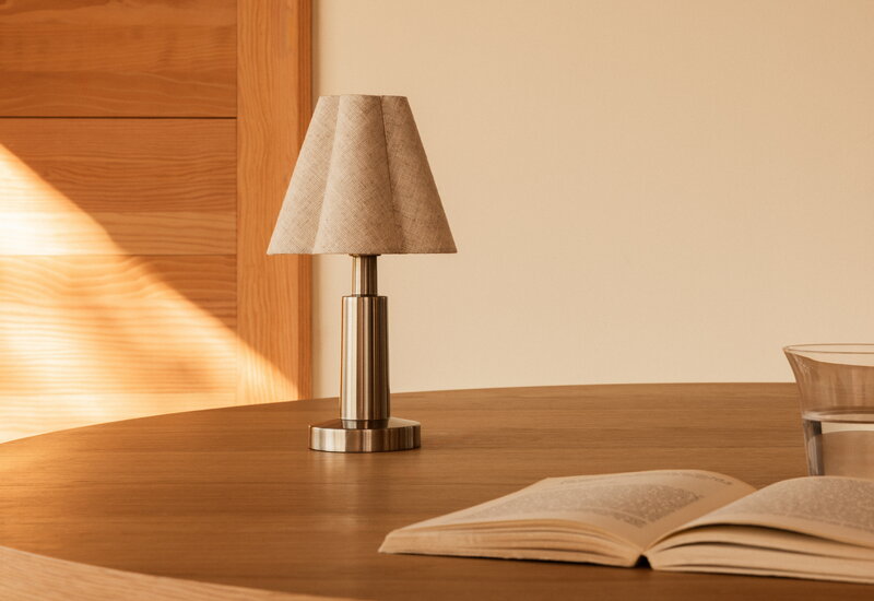 Audo Copenhagen Admiral Portable table lamp, chrome - linen, view 10