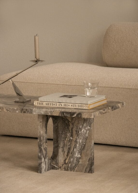 Audo Copenhagen Table basse Androgyne, 120 x 45 cm, marbre Grey Galaxy, image décorative