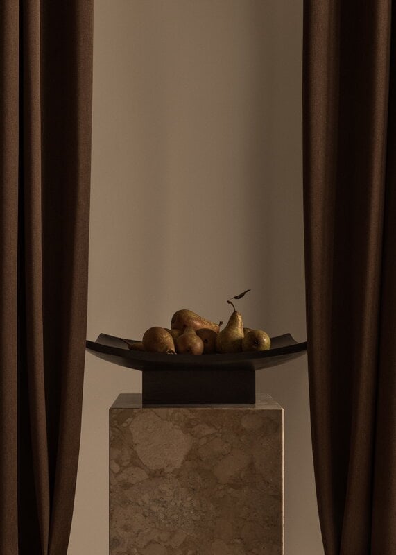 Audo Copenhagen Relevé platter, dark brown, decoration image