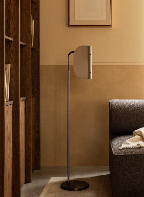 Audo Copenhagen Wing floor lamp, polished aluminium, decoration image