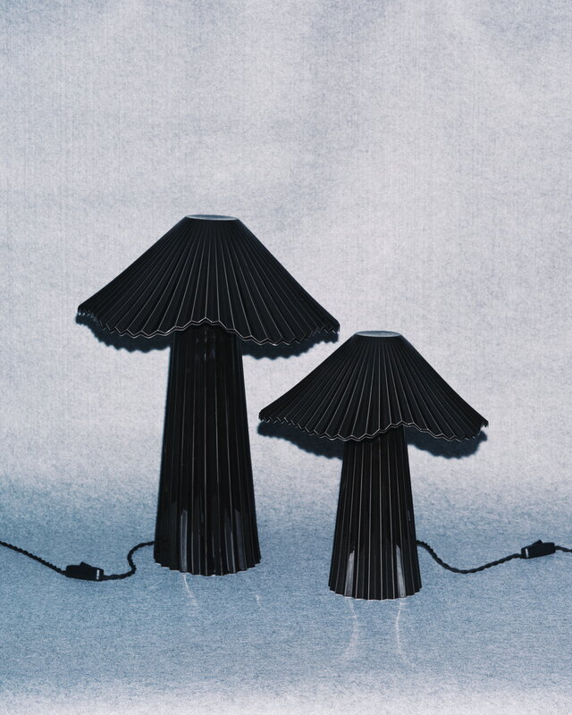 Serax Lampe de table Uala, L, noir, image décorative