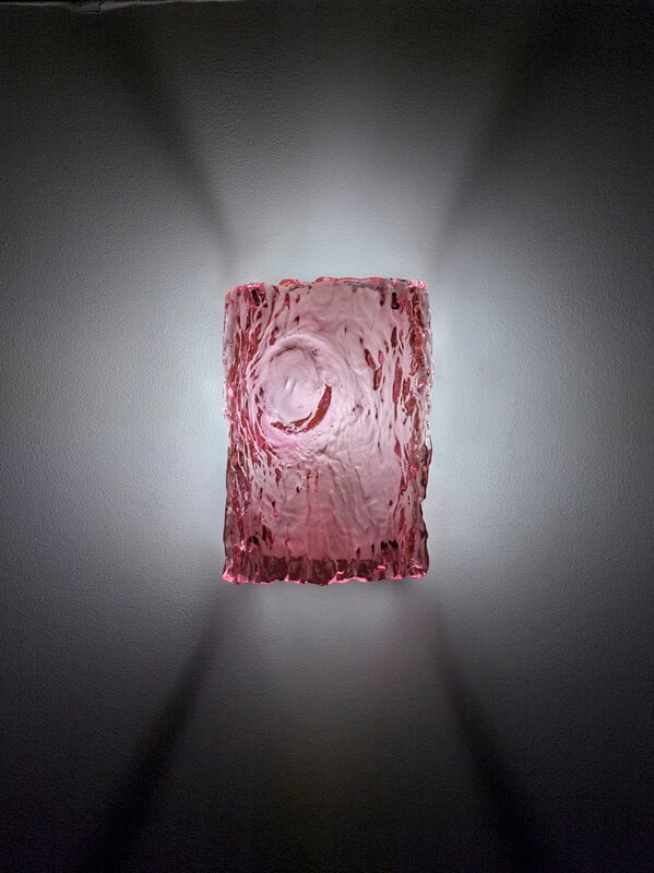 Serax Oak 01 wall lamp, pink, decoration image
