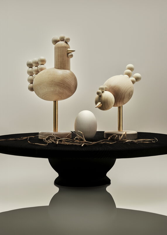 Aarikka Hen figurine, natural wood - brass, decoration image