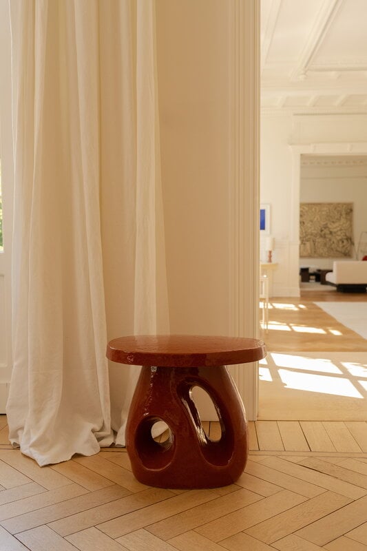 Serax Amé side table 10, rust, decoration image