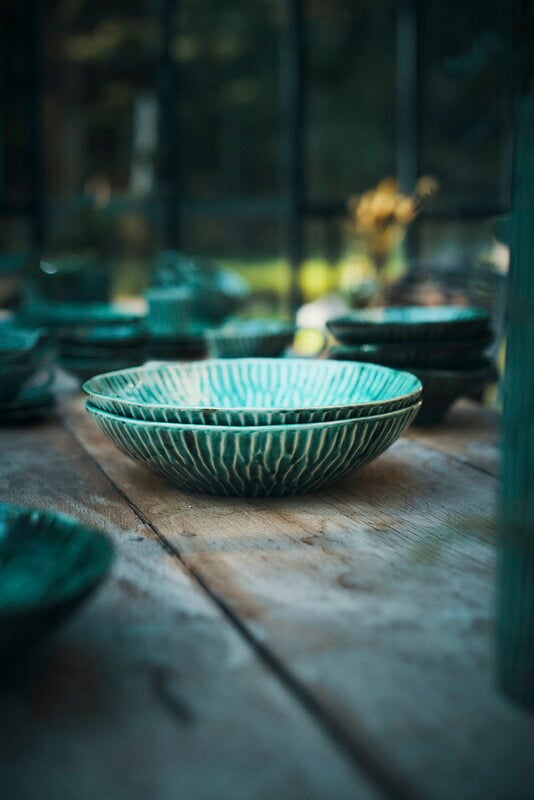 Serax Verde Lanza serving plate, M, 2 pcs, green, decoration image