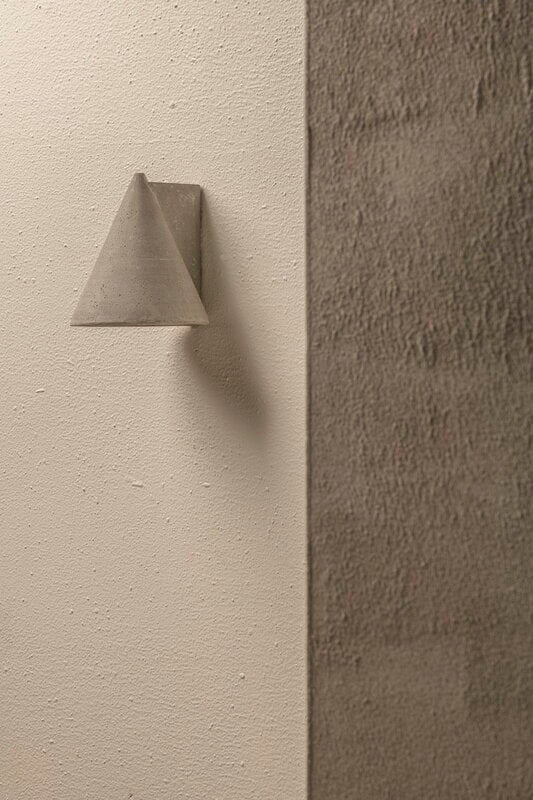 Serax Primary Shape °1 wall lamp, concrete, decoration image