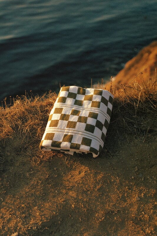 Baina Beach towel Busby, 90 x 170 cm, caper - chalk, decoration image
