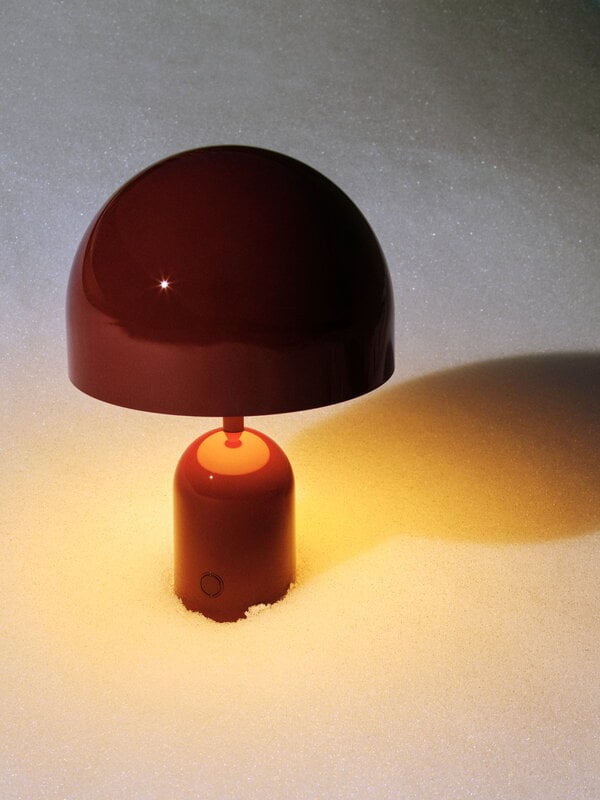 Tom Dixon Bell ladattava pöytävalaisin, V2, burgundi, näkymä 6