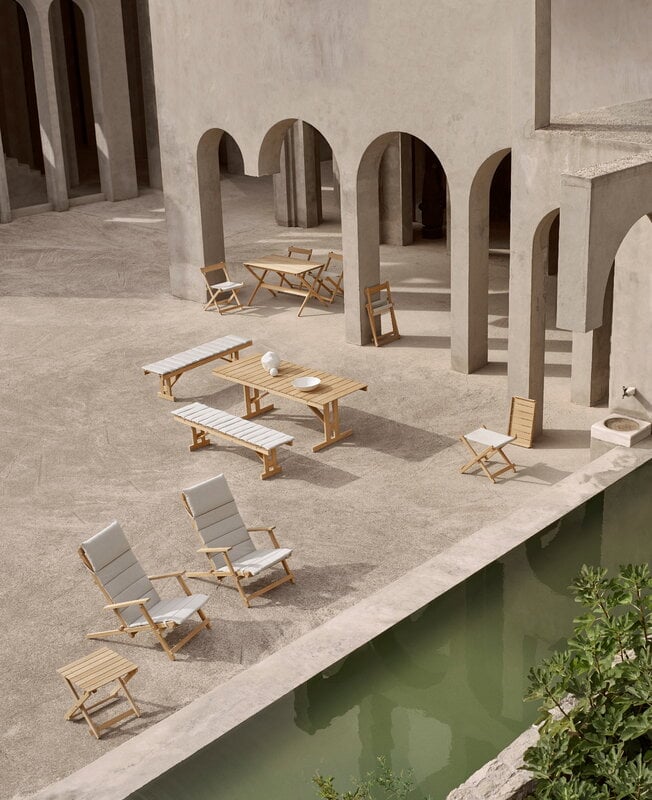 Carl Hansen & Søn BM5568 silla de terraza con cojín, teca - Heritage Papyrus 18006, imagen de decoración
