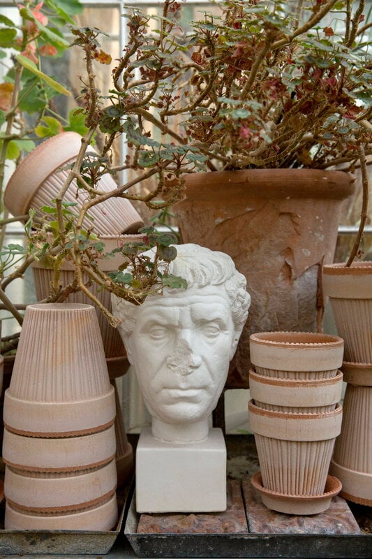 Bergs Potter Simona Blumentopf mit Untersetzer, Raw Rosa, dekorationsbild