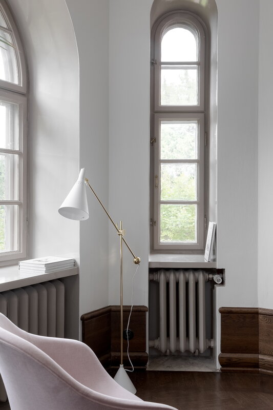 Innolux Tapio floor lamp, white - brass, view 8