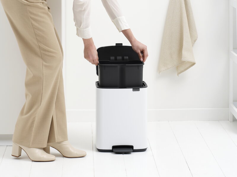 Brabantia Bo Pedal Bin, 12 L, white, decoration image