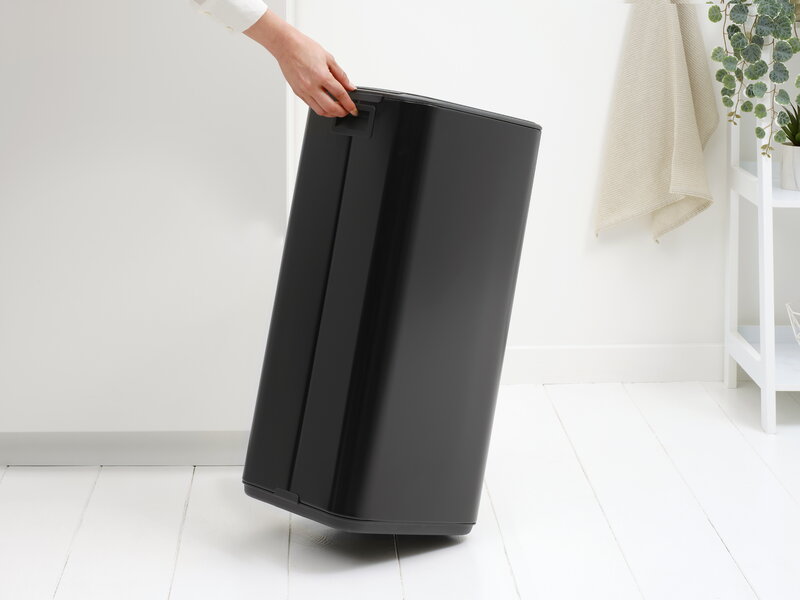 Brabantia Bo Pedal Bin 30 L, negro mate, imagen de decoración
