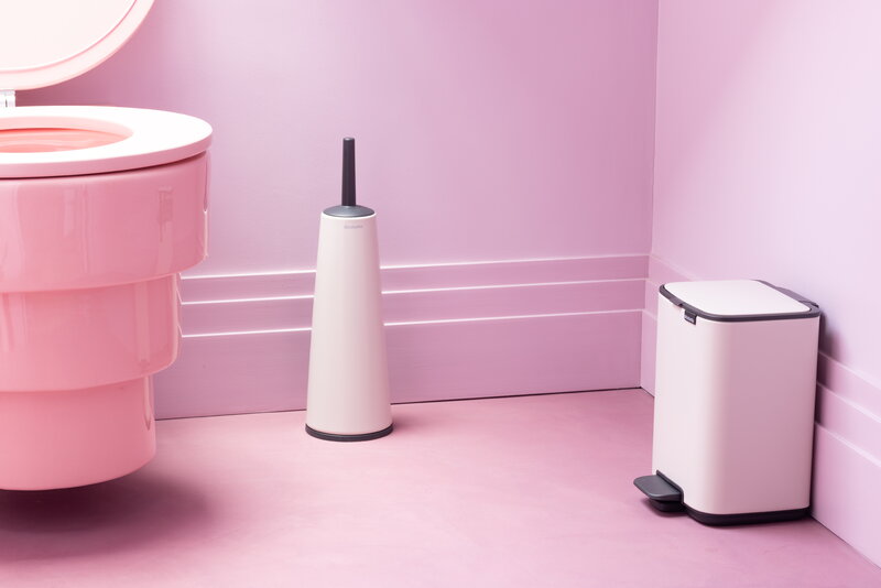 Brabantia Bo Pedal Bin 4 L, blanco, imagen de decoración