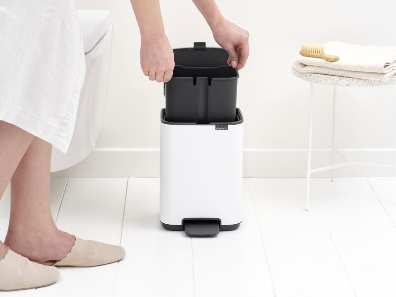 Brabantia Bo Pedal Bin 4 L, blanco, imagen de decoración